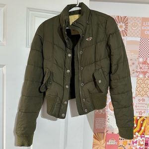 Military Green Hollister Puffer Jacket Size Medium